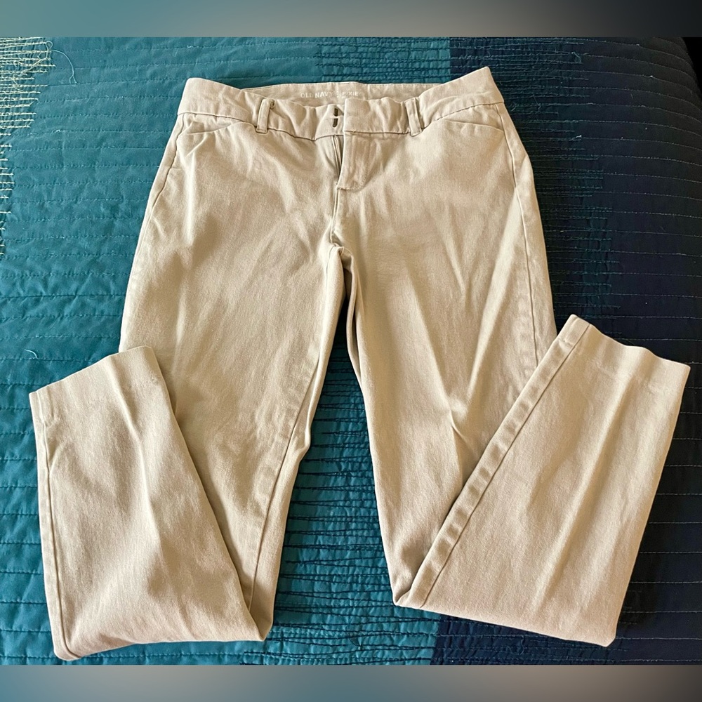 SO cute like 🆕 khaki ankle pixie pants
